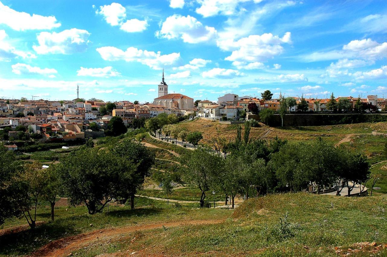 Alojamiento Colmenar De Oreja Plaza Mayor מראה חיצוני תמונה